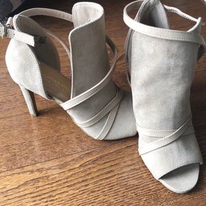 Christian Siriano open toe heel